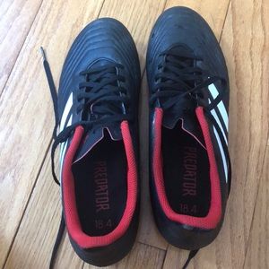 Adidas men’s predator 18.4 cleats